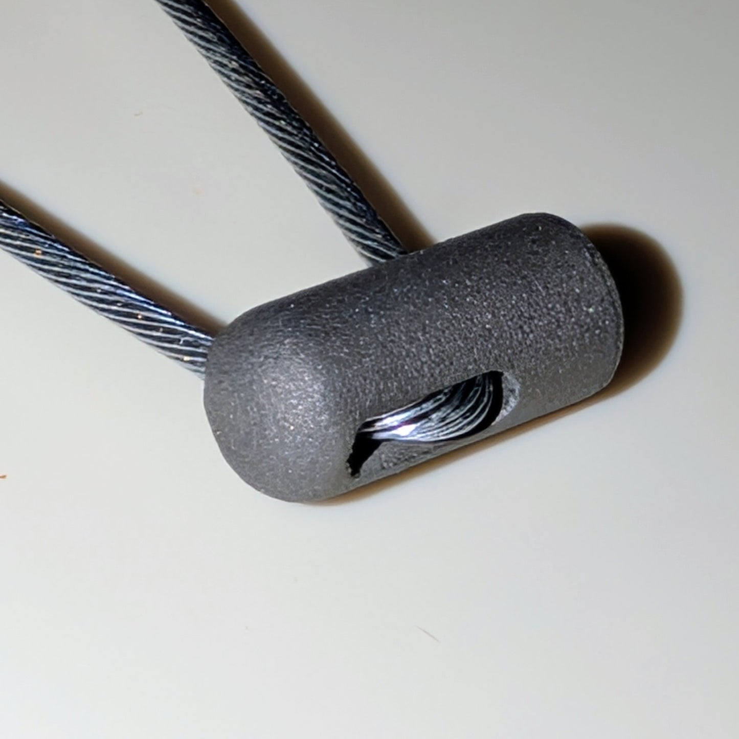 Single/dual cable adapter